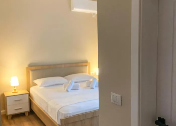 Tabaku Couette-café Berat