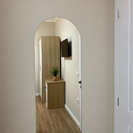 Tabaku 住宿加早餐酒店 培拉特